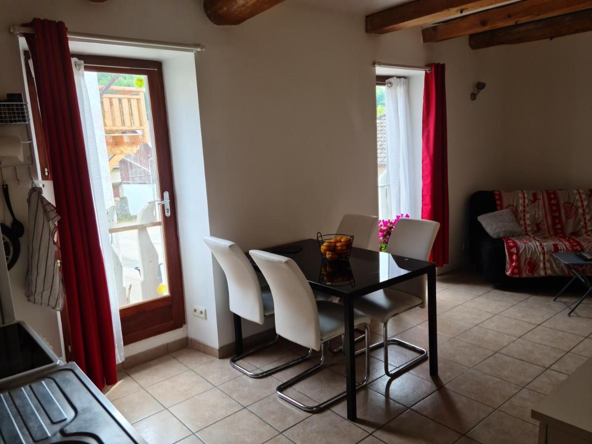 Appartement Route De Cursinges Cervens Екстериор снимка